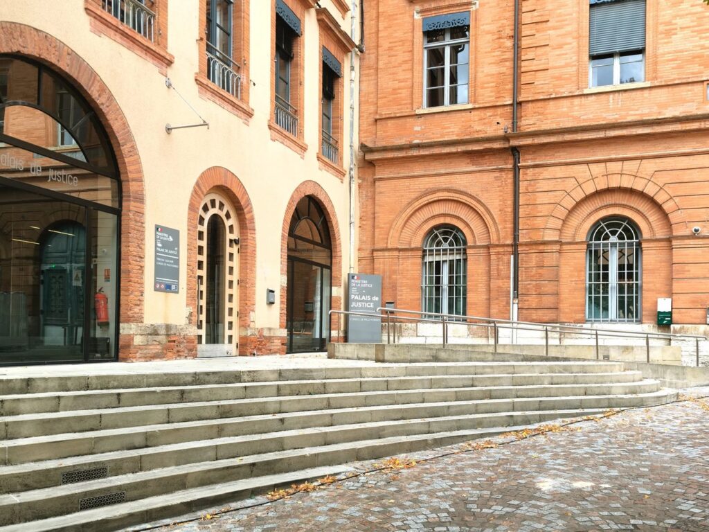 Entrée du palais de justice de Montauban, à proximité du cabinet (photo : Maître Marilou BARTHE)